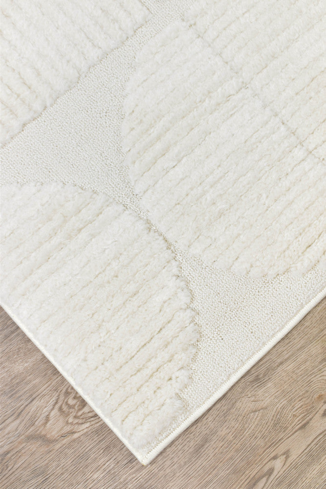Contour Mid-Century Sculpted Half-Moon Cream Rug