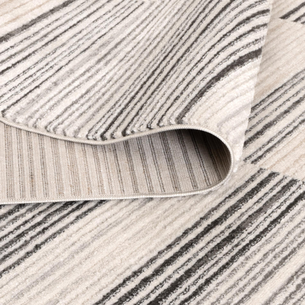 Nova Lines Grey Rug