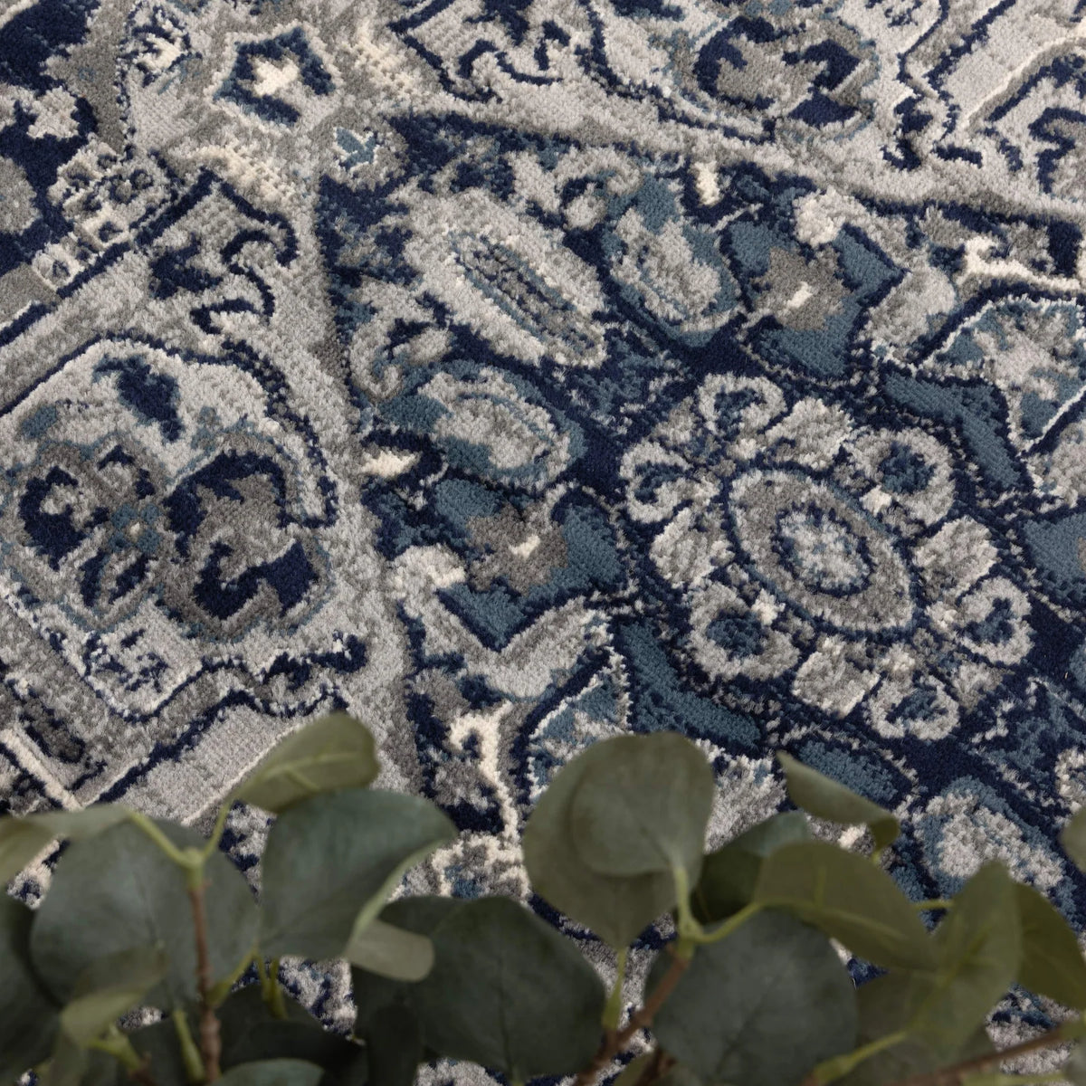 Eden Navy Transistional Traditional Rug