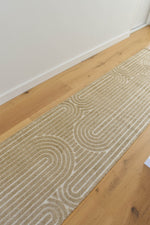 Arcadia Ribbed Arch Geometric Textured Cocoa Rug
