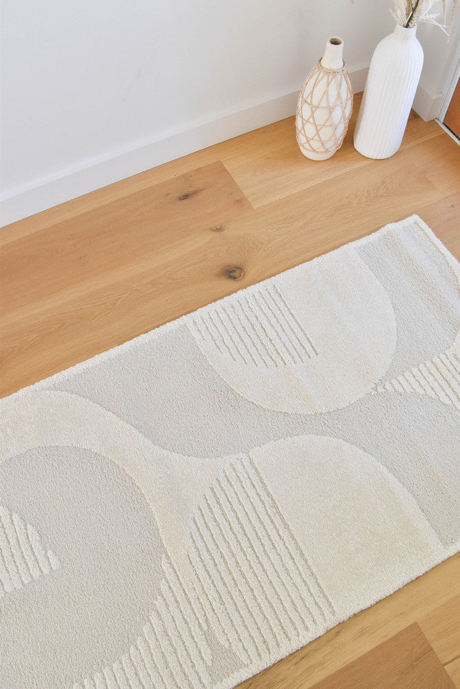Arcadia Mid-Century Geometric Arch Textured Pearl Rug