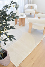 Arcadia Mid-Century Geometric Arch Textured Pearl Rug