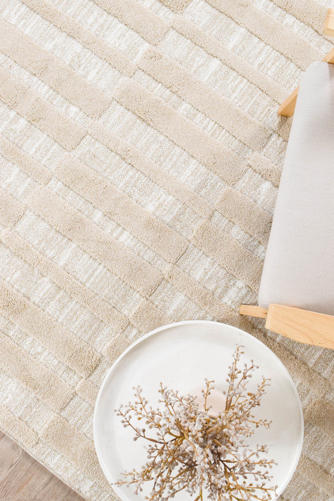 Contour Modern Sculpted Linear Column Beige Rug