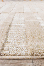 Contour Modern Sculpted Linear Column Beige Rug