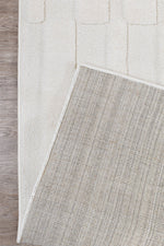 Contour Modern Sculpted Linear Column Cream Rug