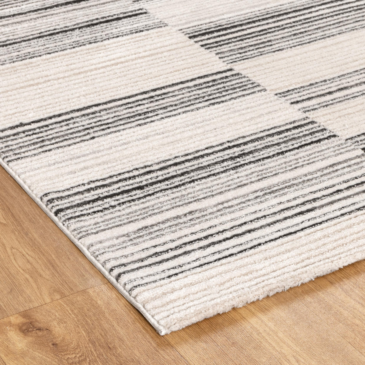 Nova Lines Grey Rug