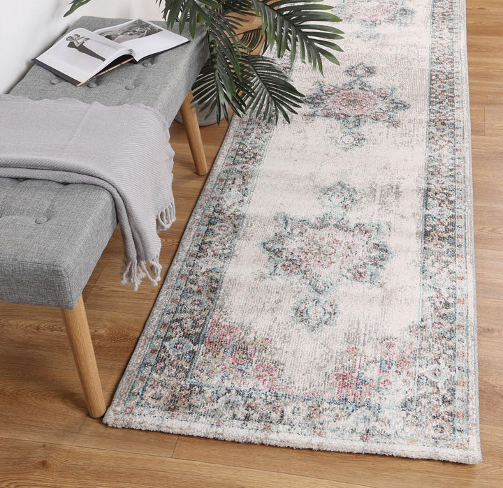 Clara Brentwood Transitional Cream Rug - The Rugs
