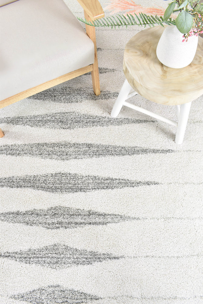 Elegance Tress Ivory Tribal Plush Rug, [cheapest rugs online], [au rugs], [rugs australia]