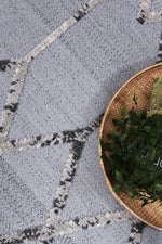 Opulence Anthrasite Diamond Rug