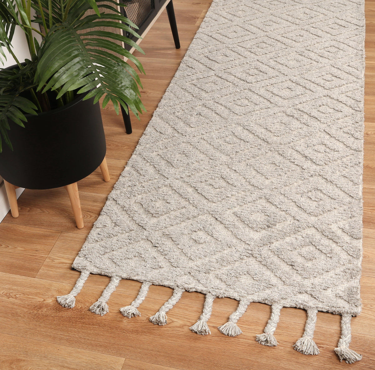 Cora Plush Diamond Grey Wool Rug - The Rugs