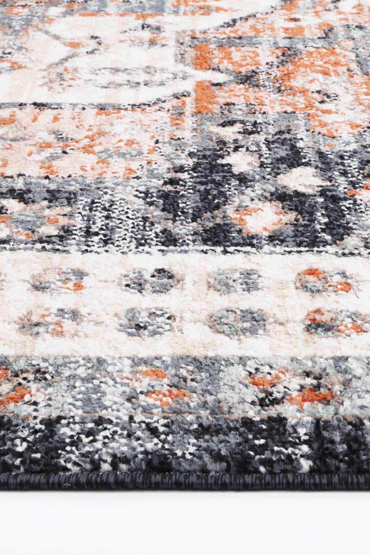 Abbot Traditional Cream Black Rug - The Rugs