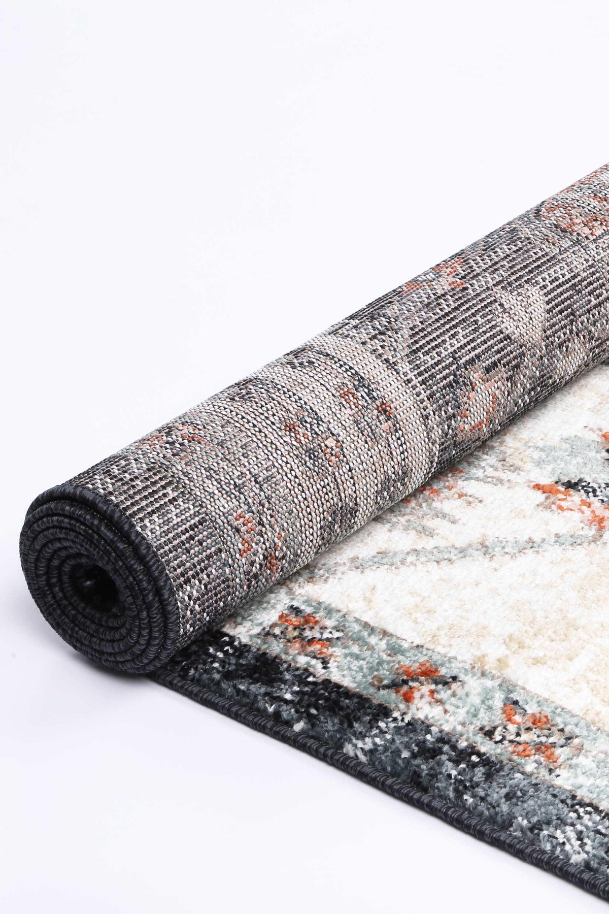 Abbot Traditional Cream Black Rug - The Rugs