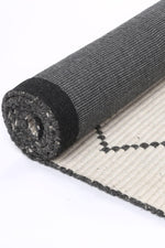 Cora Diamond Tassel Cream Wool Rug - The Rugs
