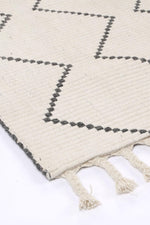 Cora Diamond Tassel Cream Wool Rug - The Rugs