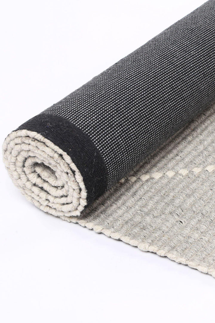 Cora Diamond Tassel Grey Wool Rug - The Rugs