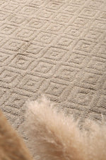 Cora Plush Diamond Ash Wool Rug - The Rugs