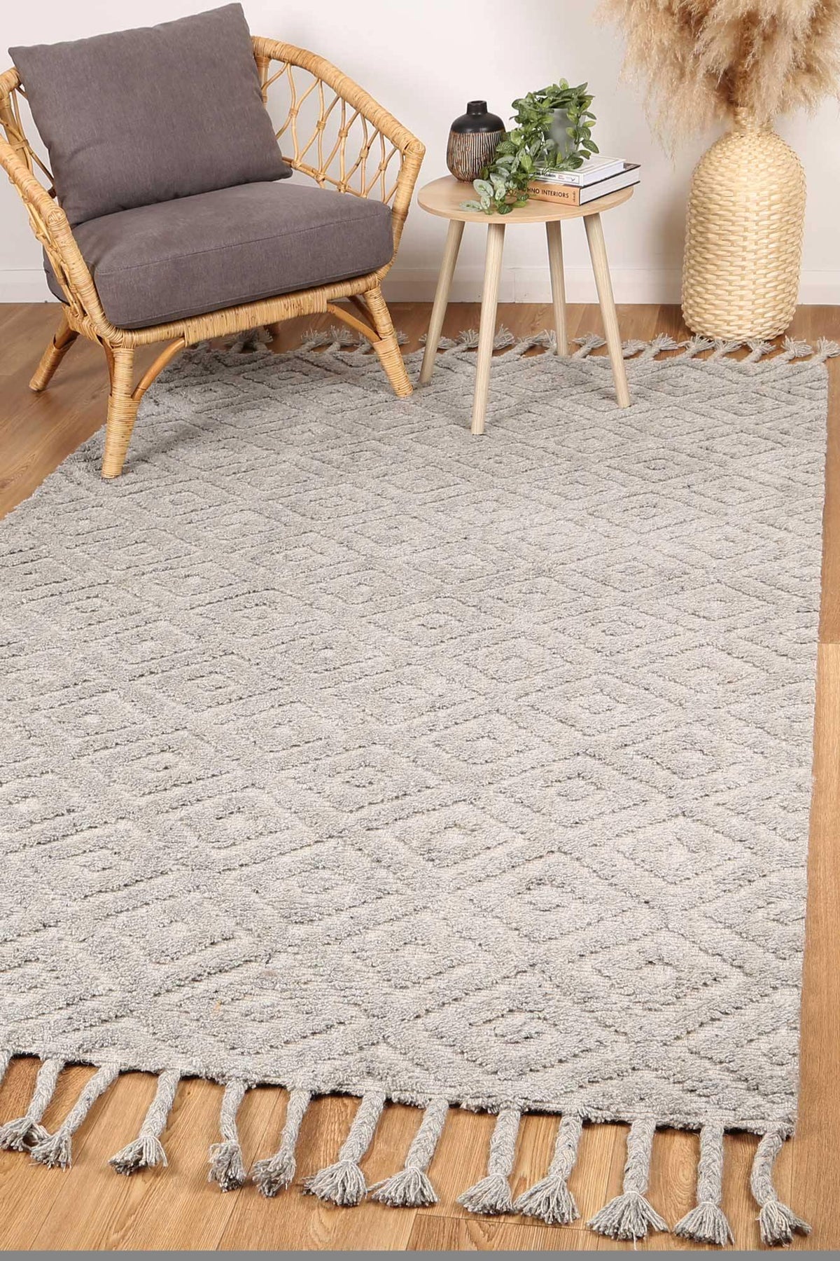 Cora Plush Diamond Grey Wool Rug - The Rugs