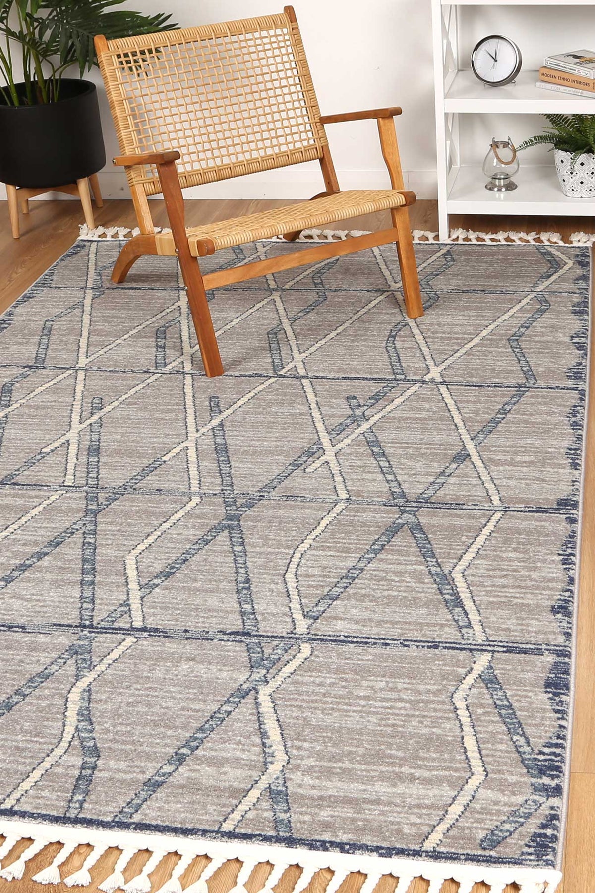 Akina Victor Grey Rug
