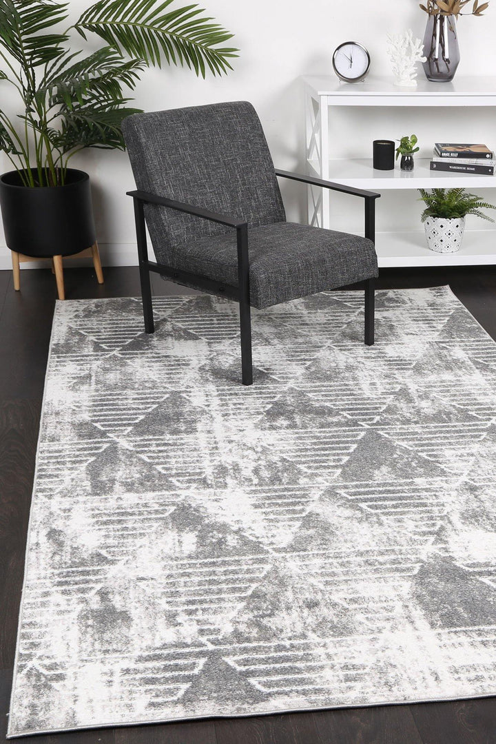 Layla Transitional Geometric Silver Rug - The Rugs