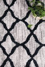 Layla Lattice Charcoal Rug - The Rugs