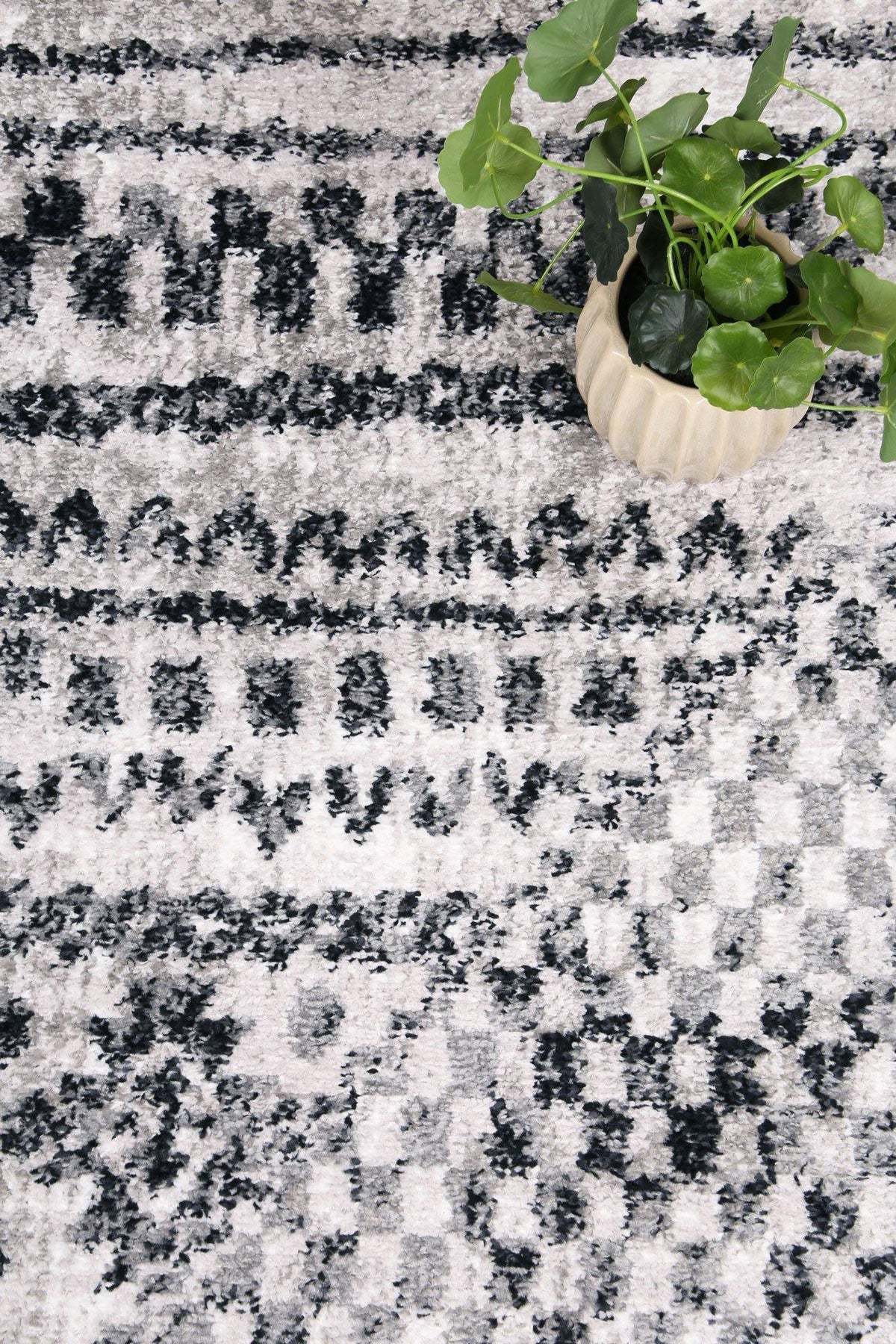 Layla Tribal Charcoal Rug - The Rugs
