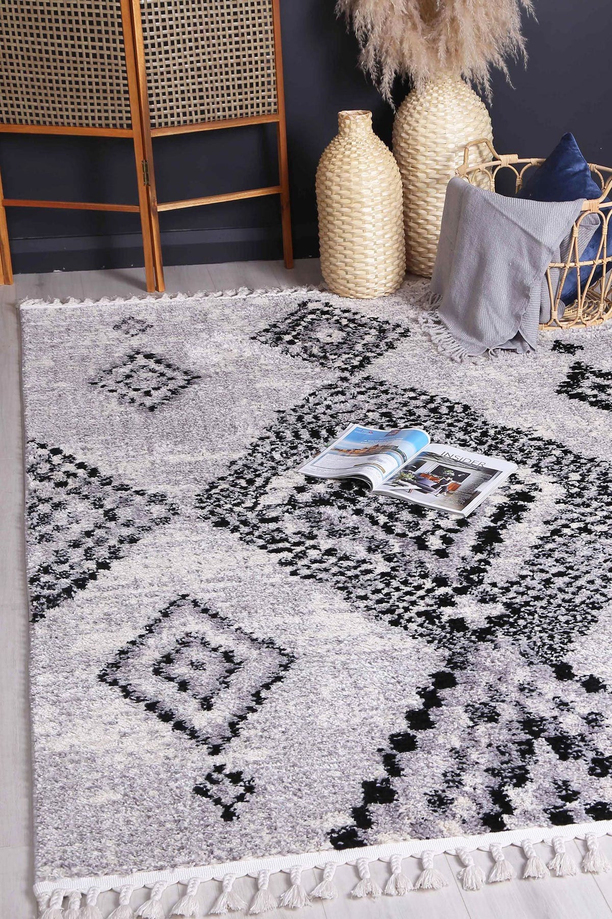 Cassandra Grey Boho Diamond Rug