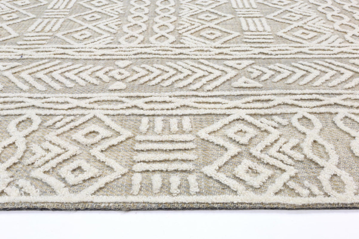 Hayes Tribal Beige Rug