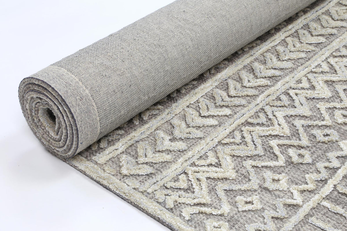Hayes Tribal Light Grey Rug