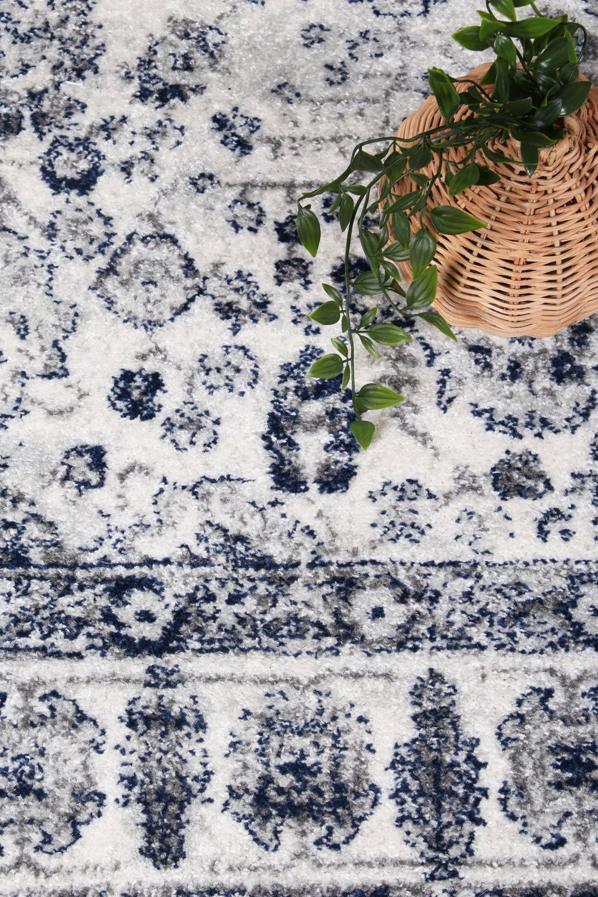 Alpine Navy Cream Traditional Rug