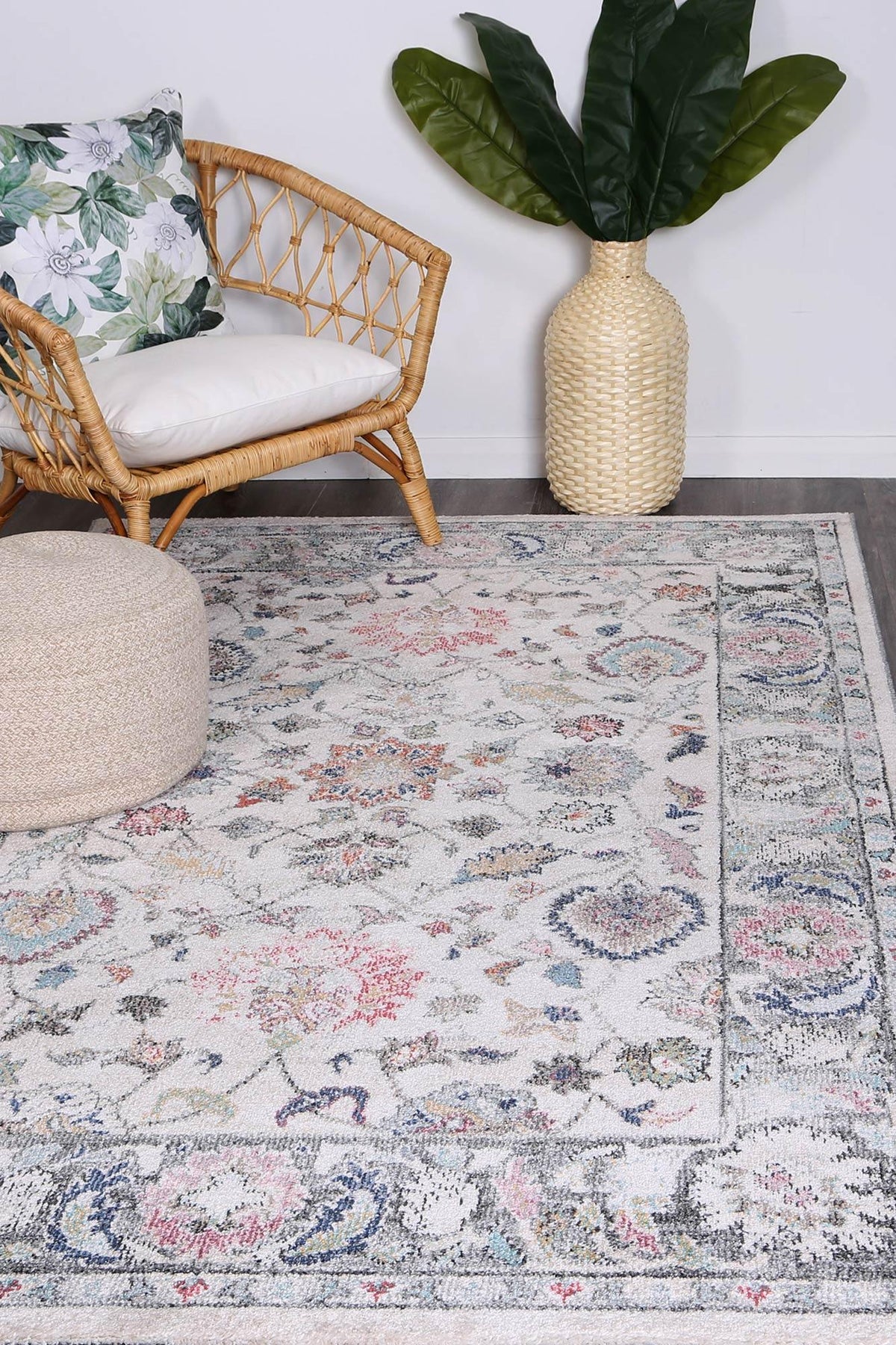 Clara Crystal Transitional Cream Rug - The Rugs