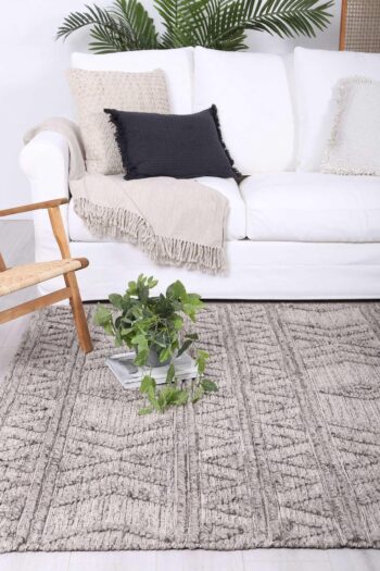 Oakwood Grey Ash Tribal Textured Wool Rug