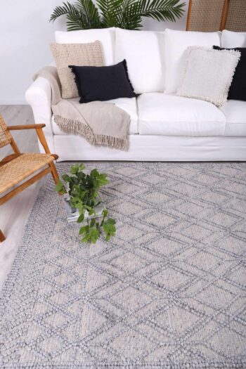 Oakwood Tribal Textured Grey Wool Rug
