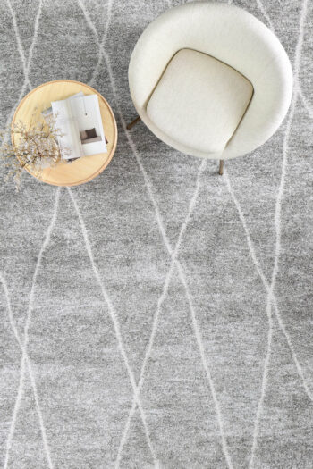 Elegance Tress Light Grey Brown Plush Rug