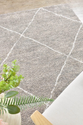 Elegance Tress Beige Diamond Plush Rug