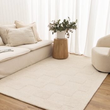 Nordic Nest Checkered Cream Wool Rug