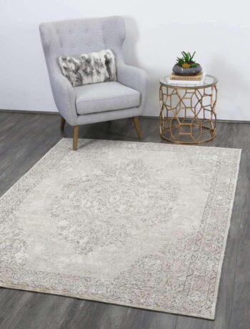 Classic Whimsical Medallion Beige Distressed Rug