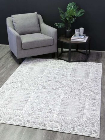 Everly Grey Cream Distressed Modern Rug